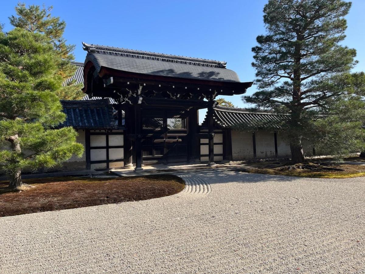 嵐山 天龍の宿 駐車無料 一棟貸切 最大5人 Dragon Legend Arashiyama Central Private Rare Modern Villa Free Parking Max 5Ppl 博扬萨戈 外观 照片
